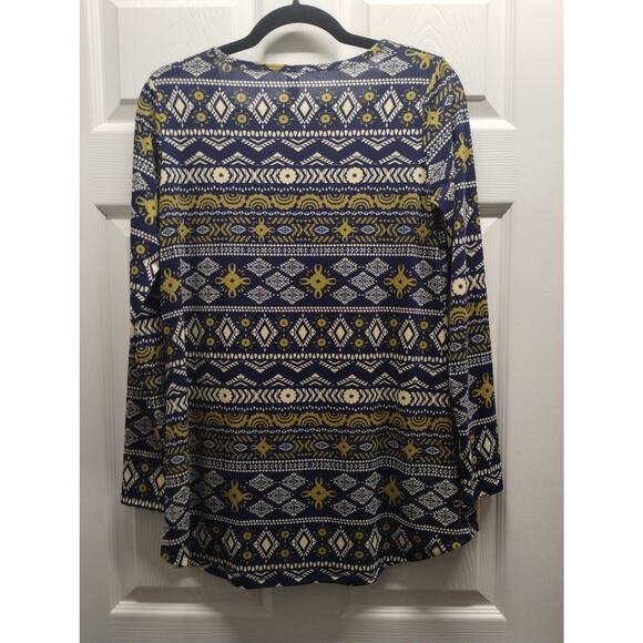 Lularoe Size Small Lyanne Long Sleeve Geometric Aztec Round Neck Navy Tunic Top - Picture 3 of 6